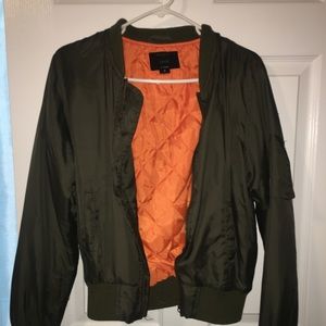 OLIVE GREEN BOMBER JACKET